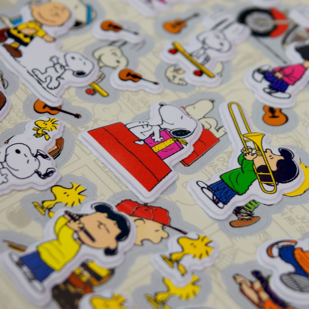 Stickers Snoopy +300(Incluye stickers infladas)