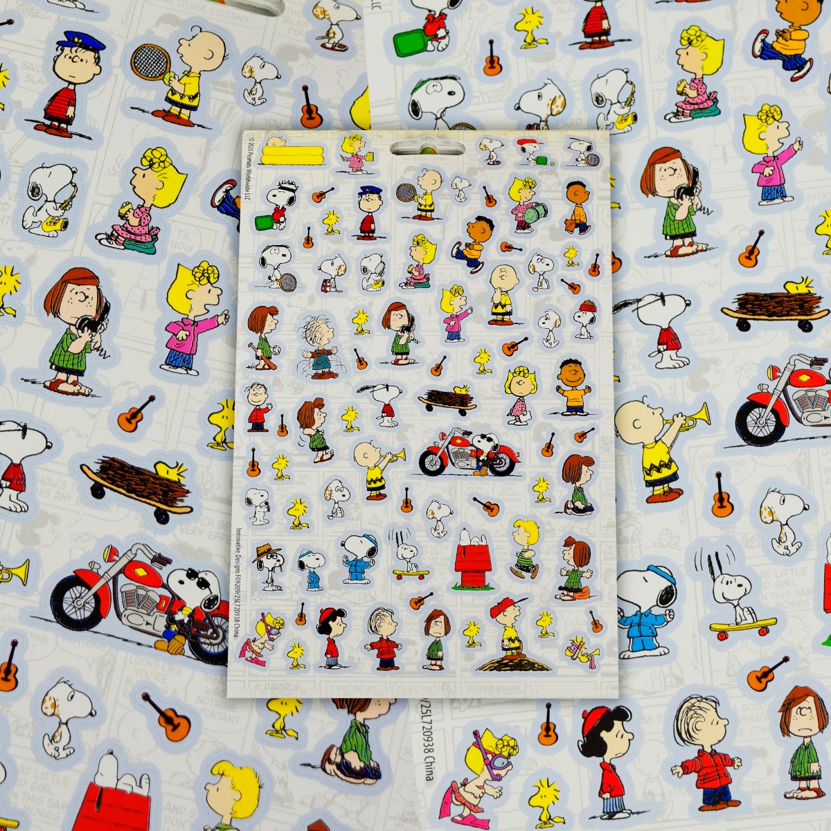 Stickers Snoopy +300(Incluye stickers infladas)